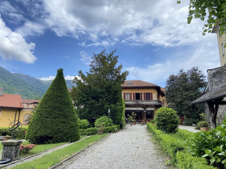 Zu verkaufen villa by the see Faggeto Lario Lombardia foto 28